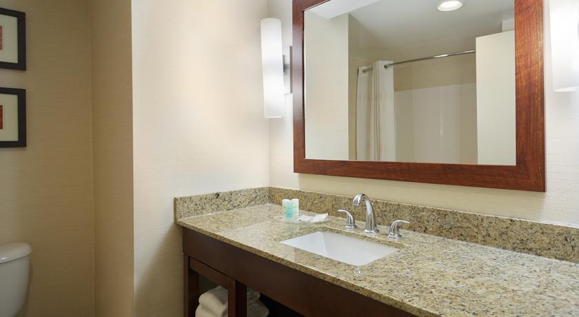 Comfort Suites Richmond Luaran gambar