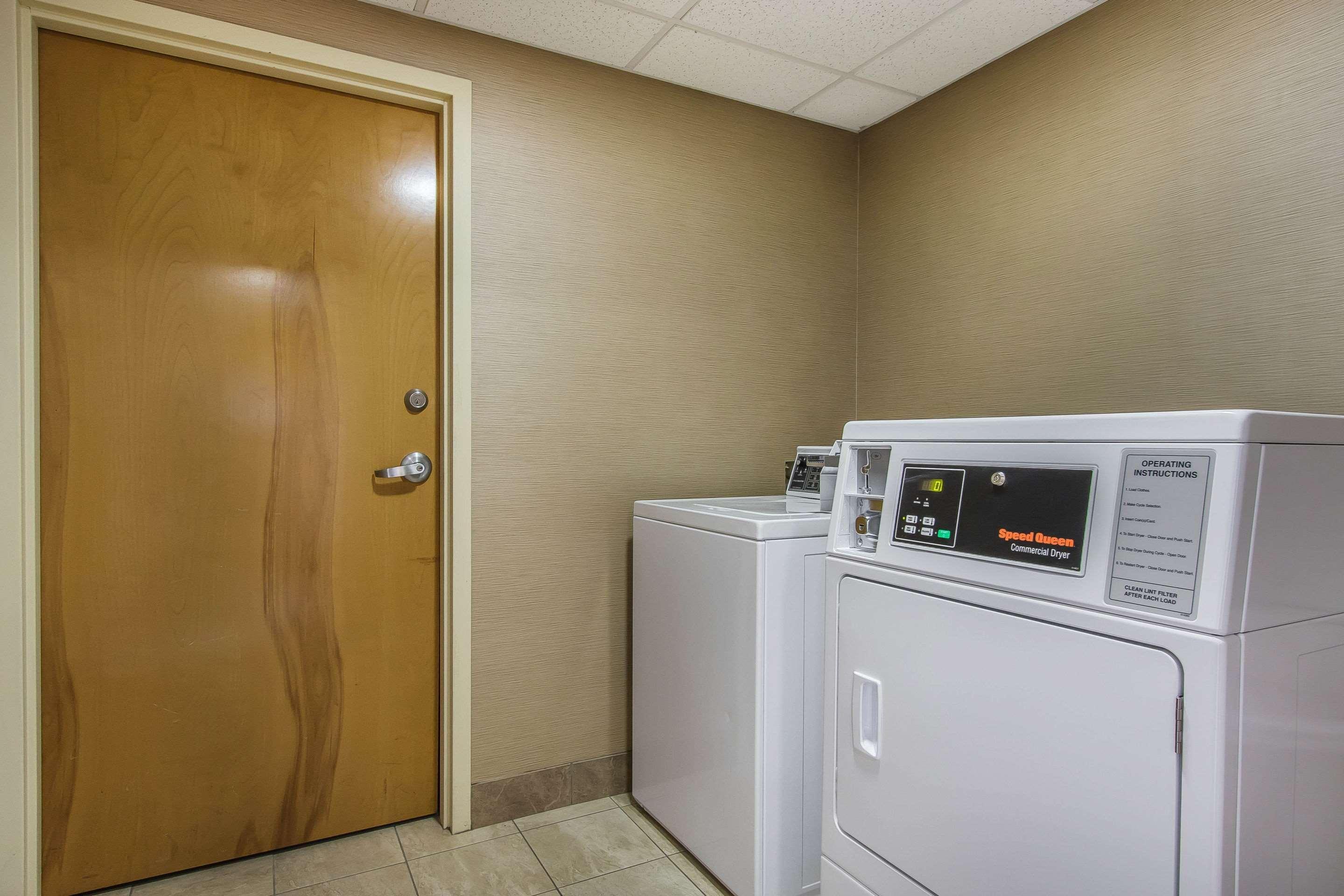 Comfort Suites Richmond Luaran gambar