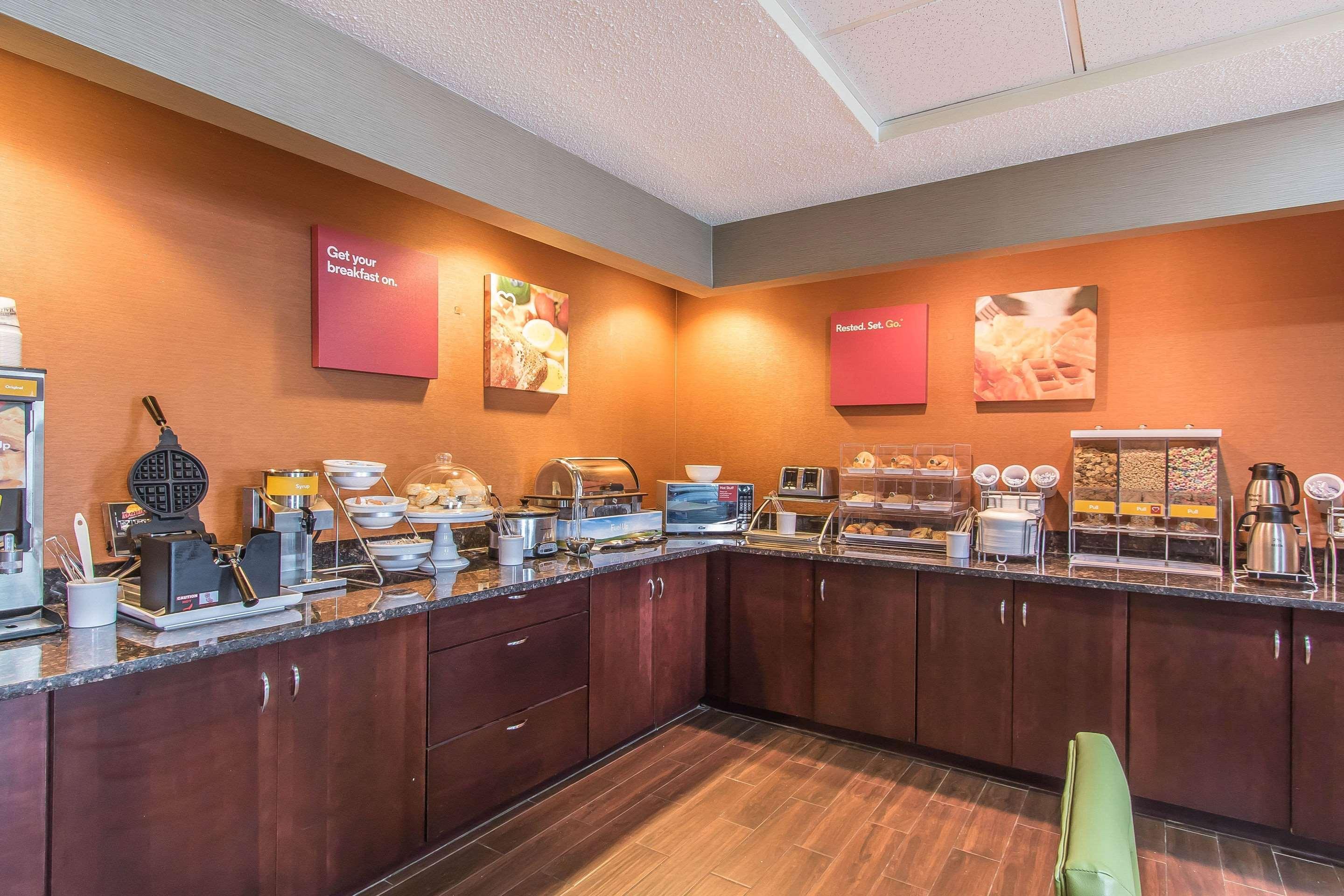 Comfort Suites Richmond Luaran gambar